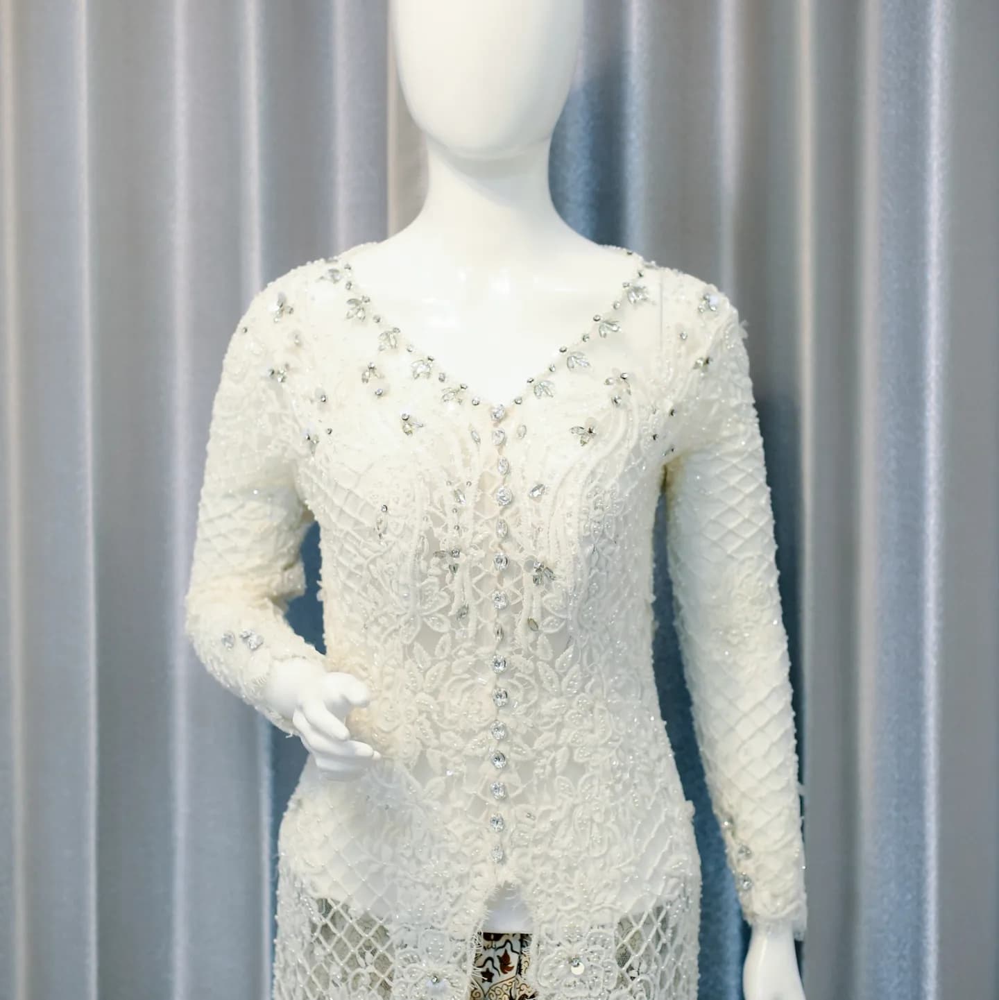 Dress white - Image 1